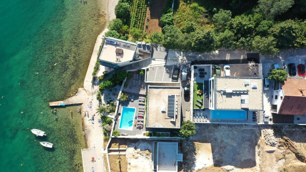 Adastra Apartments Maslenica Exteriör bild