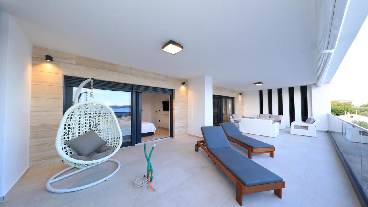 Adastra Apartments Maslenica Exteriör bild